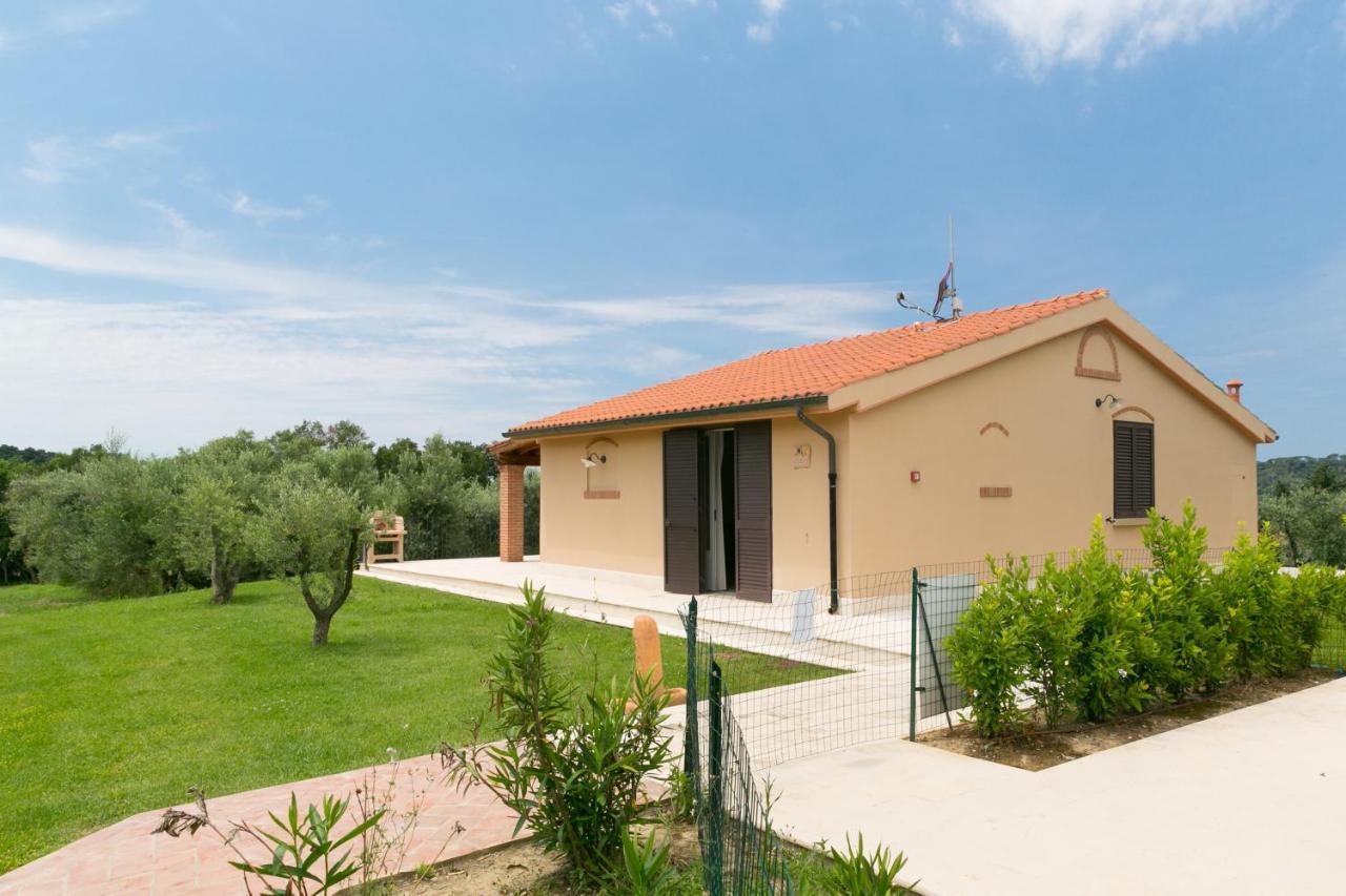 Cottage Zizzolo Riparbella Bagian luar foto
